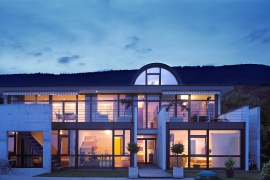 VILLA CUENOUD, HAUTERIVE (NE), 2000